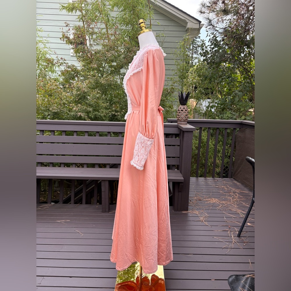 Vintage 70s Handmade Peach Gown - Picture 11 of 13